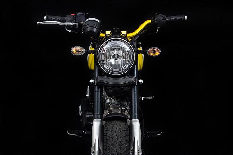 Moto Ducati Scrambler &quot;Tau nhai&quot; nhu xin gia 35 trieu dong-Hinh-4